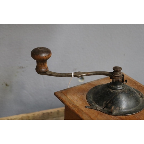 1343 - Old French coffee grinder, approx 18cm H x 15cm sq (excluding handle)