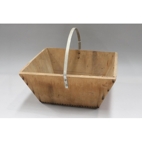 443 - Vintage French wooden basket, approx 31cm H (including handle) x 38cm W x 34cm D