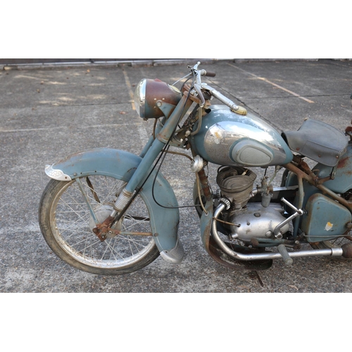 1035 - Vintage French Peugeot motorcycle 56 TL4 1956 125cc single cylinder, two stroke, unknown working ord... 