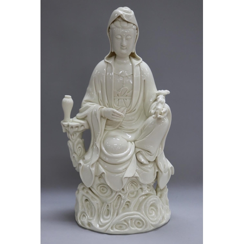 1112 - Chinese Blanc de Chine Guanyin figure, with box, figure approx 44cm H x 25cm L x 18cm W