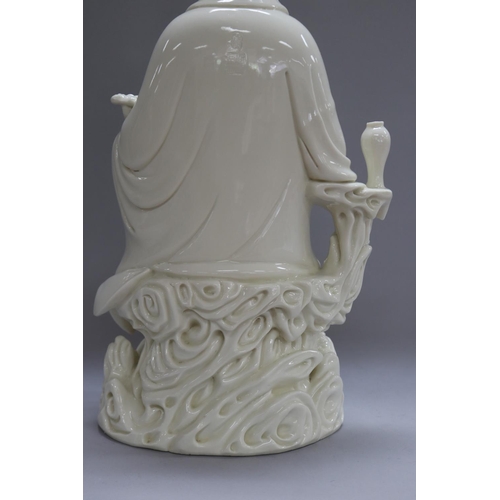 1112 - Chinese Blanc de Chine Guanyin figure, with box, figure approx 44cm H x 25cm L x 18cm W