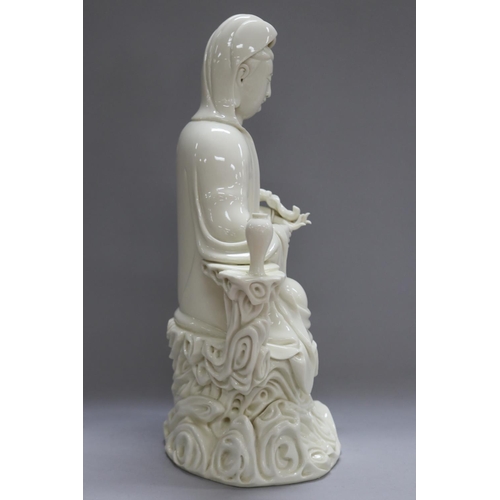 1112 - Chinese Blanc de Chine Guanyin figure, with box, figure approx 44cm H x 25cm L x 18cm W