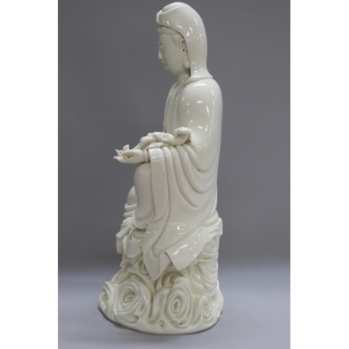 1112 - Chinese Blanc de Chine Guanyin figure, with box, figure approx 44cm H x 25cm L x 18cm W