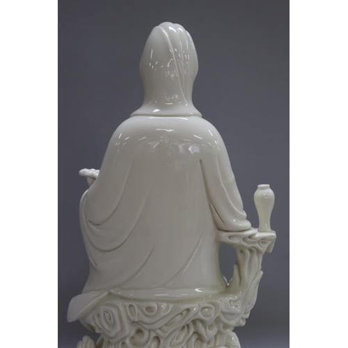 1112 - Chinese Blanc de Chine Guanyin figure, with box, figure approx 44cm H x 25cm L x 18cm W