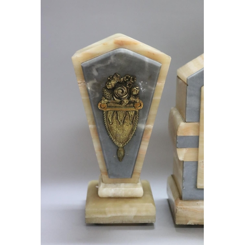 1205 - French Art Deco onyx & marble mantle clock & garnitures, has key, pendulum and pin for pendulum (for... 