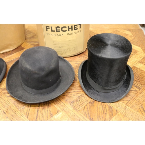 1350 - Lot of four French hats with two original cardboard hat boxes, box approx 30cm H x 35cm dia & smalle... 