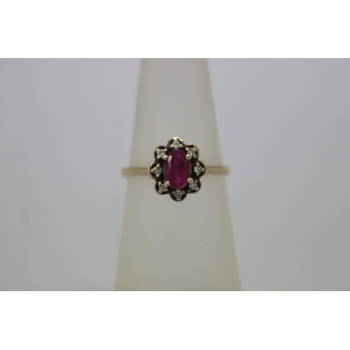 1122 - Diamond and ruby set 9ct gold ring, size H