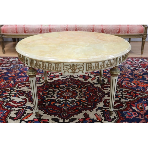 1113 - Vintage French marble topped coffee table, standing on fluted legs, white & gilt painted frame, appr... 