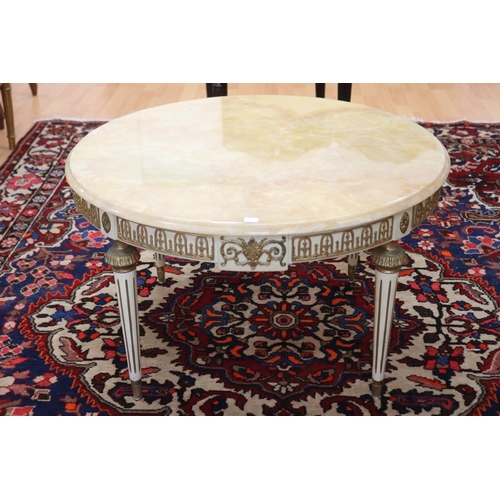 1113 - Vintage French marble topped coffee table, standing on fluted legs, white & gilt painted frame, appr... 