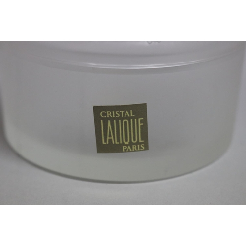 78 - Lalique Dahlia lidded trinket box, with original label, approx 6cm H x 9cm Dia