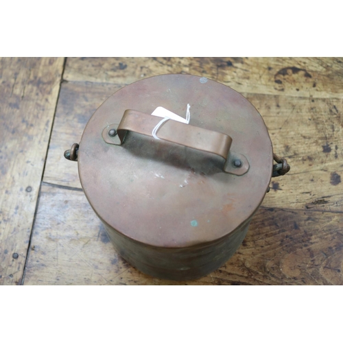 1005 - Antique lidded French copper pot with swing handle, approx 22cm H x 19cm Dia (excluding handles)