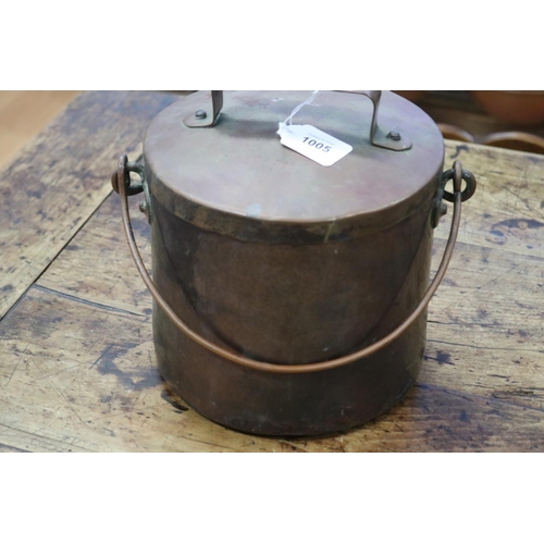 1005 - Antique lidded French copper pot with swing handle, approx 22cm H x 19cm Dia (excluding handles)