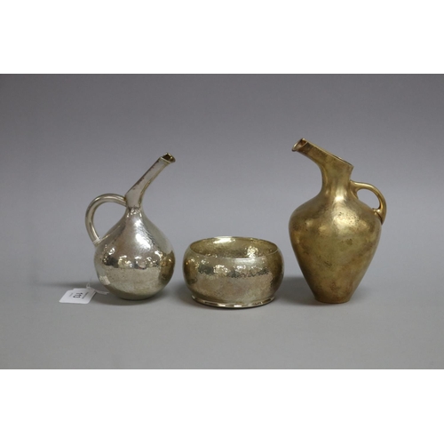113 - Three modern Greek Ilias Lalaounis silver and silver gilt vessels, marked 925, 410 grams approx tota... 