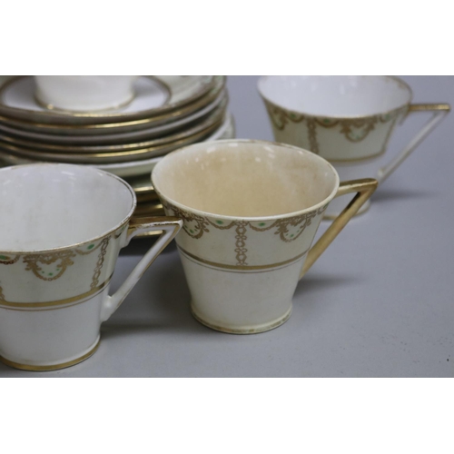 184 - Two Standard china part tea services, one with blue borders and gilt decoration, the other of Art De... 