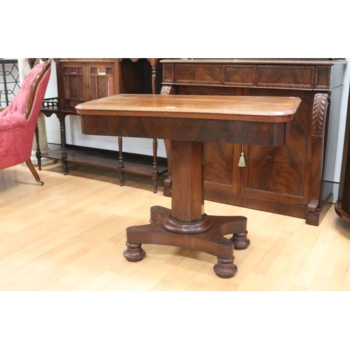 200 - Early Victorian Mahogany card table, approx 73cm H x 92cm W x 46cm D (folded/closed)