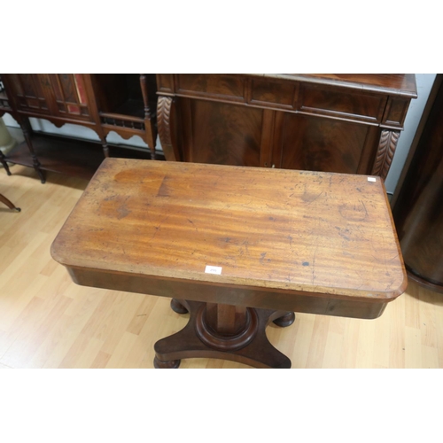 200 - Early Victorian Mahogany card table, approx 73cm H x 92cm W x 46cm D (folded/closed)