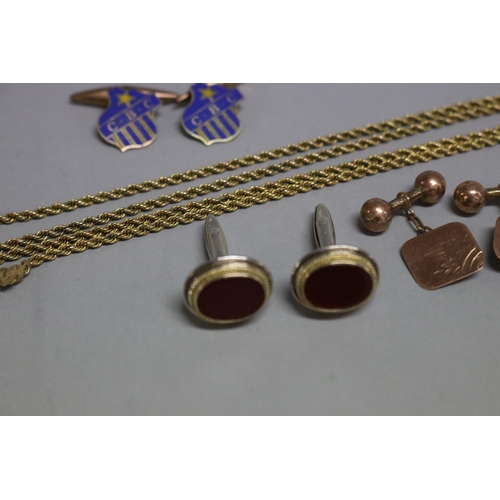 243 - Two pairs of 9ct gold cufflinks and gold chain along with a pair of silver and gold  cufflinks, appr... 