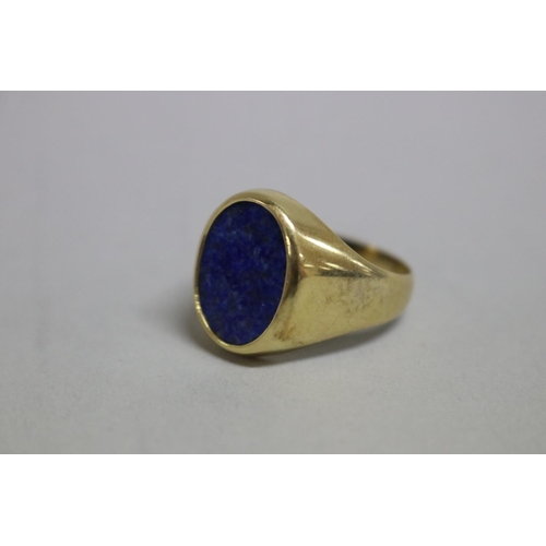 247 - 18ct gold and lapis signet ring, approx total weight 10 grams