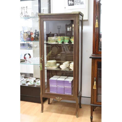 314 - French style Louis style brass mounted vitrine cabinet, approx 146cm H x 59cm W  x 34cm D