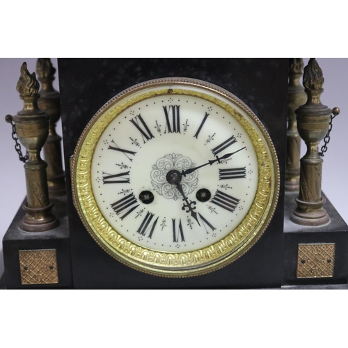 335 - Victorian marble & gilt metal mounted mantle clock, has key (in office D3615-1-373), unteested / unk... 