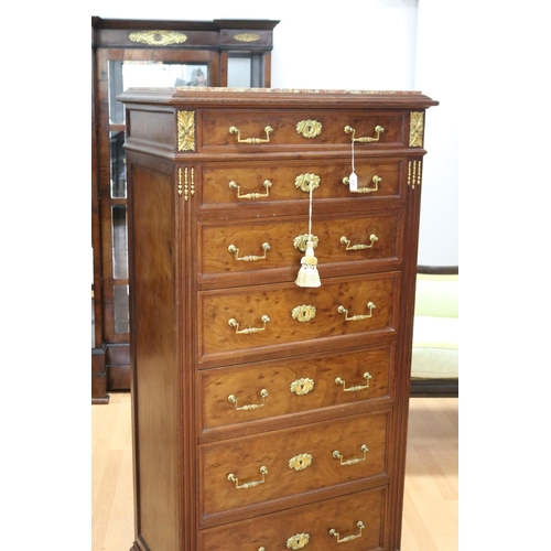 189 - Fine quality antique French semanier fitted with seven drawers, fine ormolu mounts, drawers of gradu... 