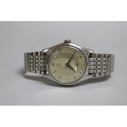 255 - Vintage Omega wristwatch in steel with second hand, later wrist band, untested / unknown working con... 