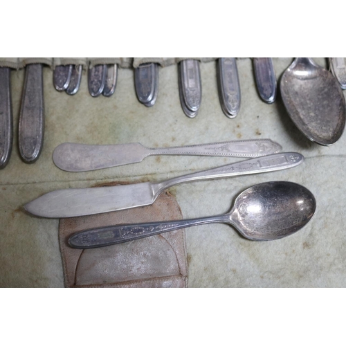 292 - Canteen of American silverplated cutlery from Sears Roebuck