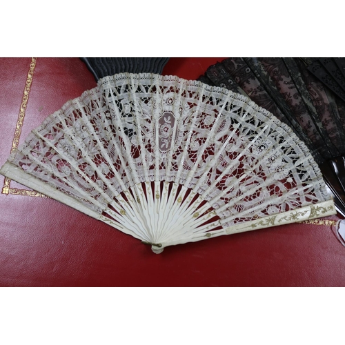 301 - Collection of antique 19th century fans with mainly panels to them (8)