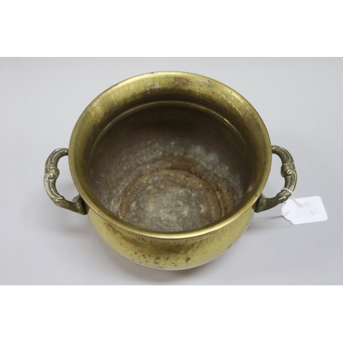 5022 - Small French twin handled brass pot, approx 12cm H x 16cm dia