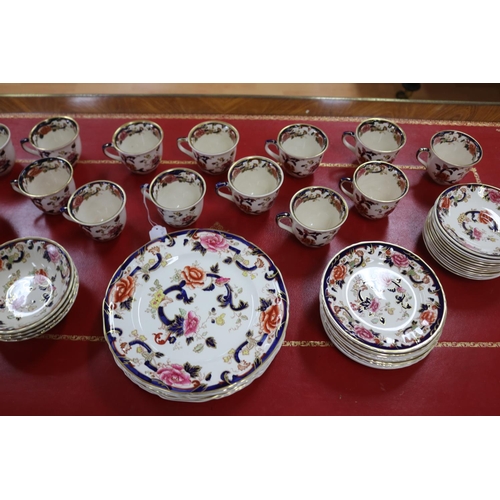 353 - Part Mason's Mandalay dinner service to include 6 dinner plates, 10 side plates, 8 bowls, 13 tea cup... 