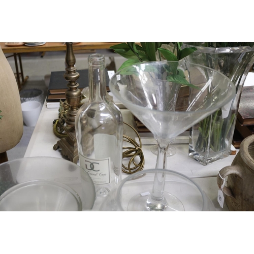 5157 - Assortment of glass, to include vases, etc approx 39cm H and shorter