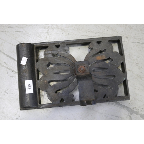 5204 - Antique French fire trivet metal piece, approx 35cm x 21cm