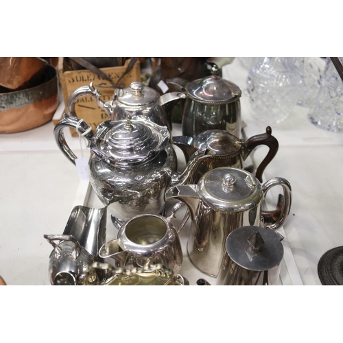 5216 - Assortment of silver plate, approx 18cm H and shorter