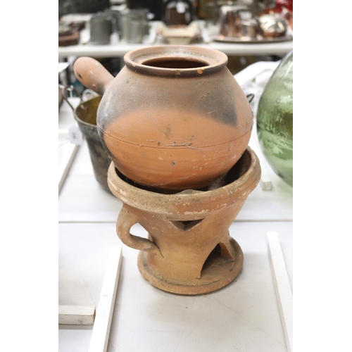 5217 - Assortment of earthenware to include lids, pot, burner, etc, approx 18cm H and shorter