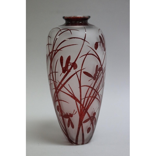 365 - Amanda Lauden red etched and overlaid glass ovoid vase with wasps/ants amongst grasses, approx 21cm ... 