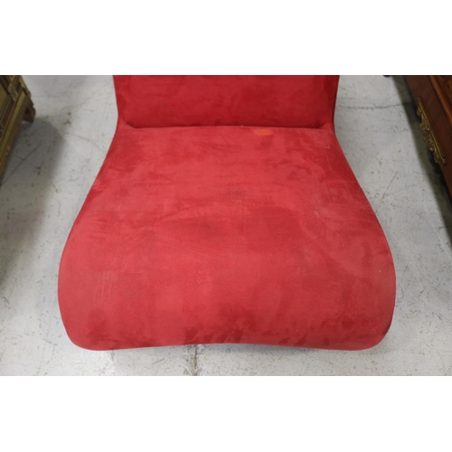5169 - David Shaw - Warwick macro rasberry slipper chair