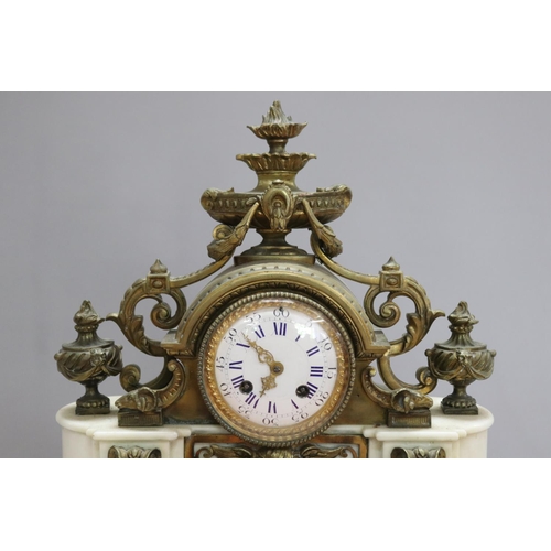 80 - Antique 19th century French Roblin a Paris bronze & marble mantle clock, has key (in office C144.147... 