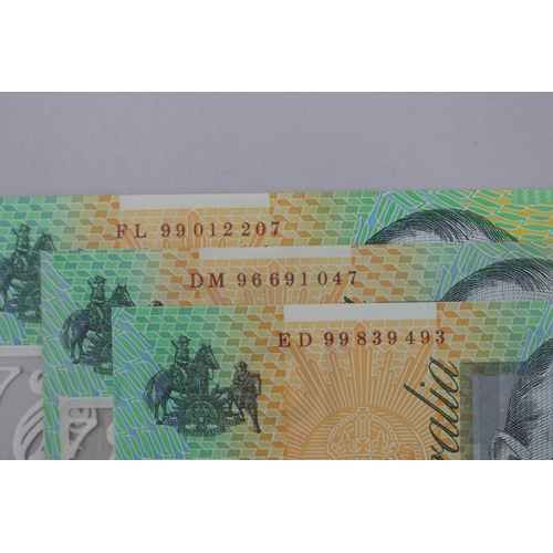 127 - 3 x $100 notes (3)