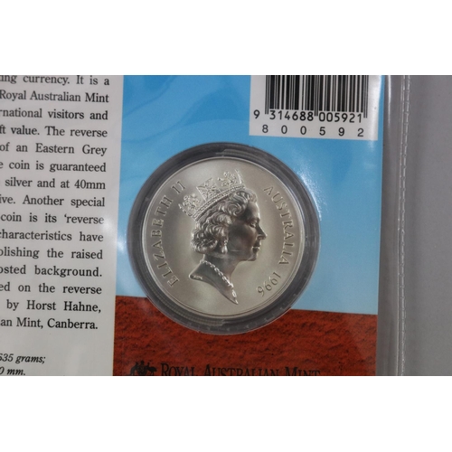 38 - Cased 1996 Australian silver Kangaroo one troy once coin Royal Australian Mint issue