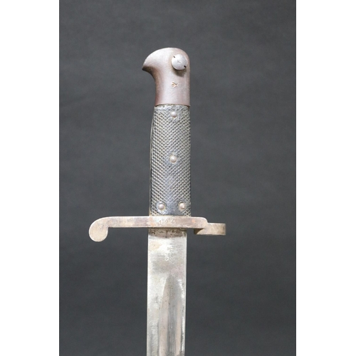 134 - British Sword Bayonet, Martini-Henry, Pattern 1887 Mk.4* (Kiesling 374). A very good example in very... 