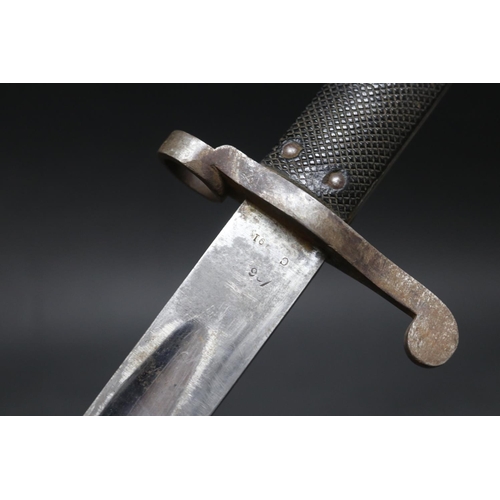 134 - British Sword Bayonet, Martini-Henry, Pattern 1887 Mk.4* (Kiesling 374). A very good example in very... 