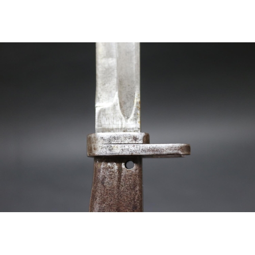 139 - German Ersatz Model 1916 bayonet and scabbard (Kiesling 206 but with fullered blade). An excellent e... 