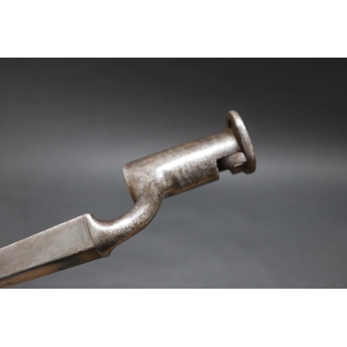 140 - British Pattern 1839 socket bayonet (Kiesling 250). An excellent example in very good condition.