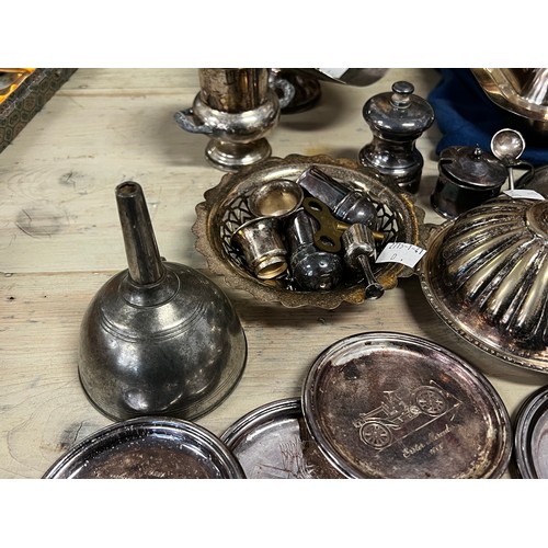 115 - Selection of silver plated wares, to include lidded entrée dish, trays, wine funnel, butter dish etc... 