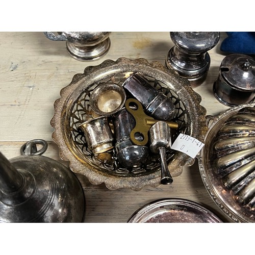 115 - Selection of silver plated wares, to include lidded entrée dish, trays, wine funnel, butter dish etc... 