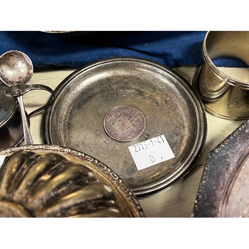 115 - Selection of silver plated wares, to include lidded entrée dish, trays, wine funnel, butter dish etc... 