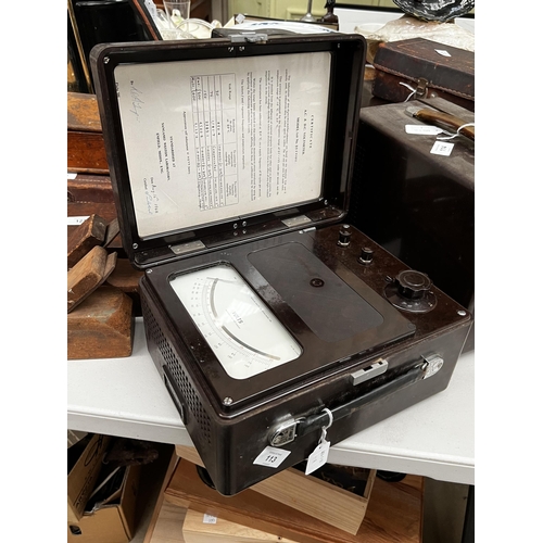 135 - Vintage AC DC voltmeter in brown bakelite case, approx 17cm H x 29cm W x 22cm D