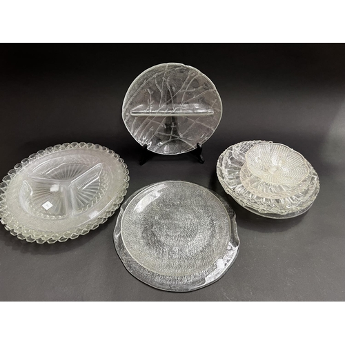 196 - Crystal and glass trays, approx 37cm Dia and smaller