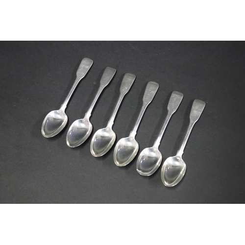 1078 - Set of six antique Victorian period sterling silver teaspoons, fiddle pattern, S.H & D.C London (6) ... 