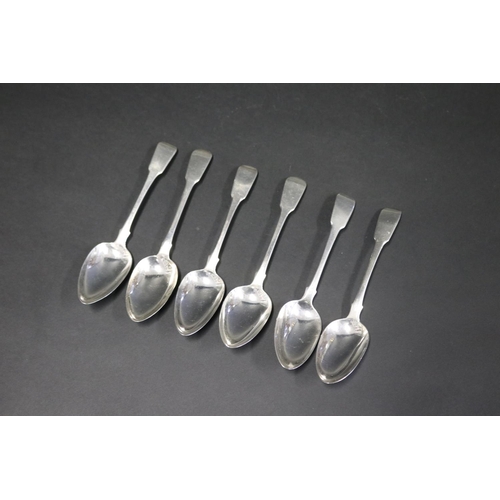 1079 - Set of six antique sterling silver soup spoons, Fiddle pattern, marked for London by William Shaw (6... 